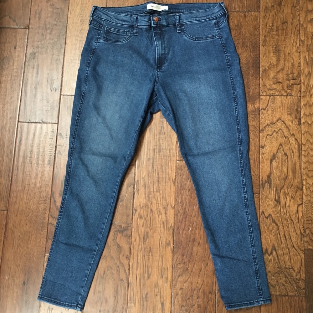 NWOT Gap - Easy Legging Jeans - sz 34R/18